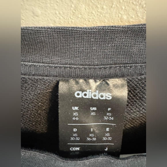 🔴Adidas Black Crew Neck Top - Picture 3 of 4